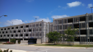 IUPUI, Parking no dumpster